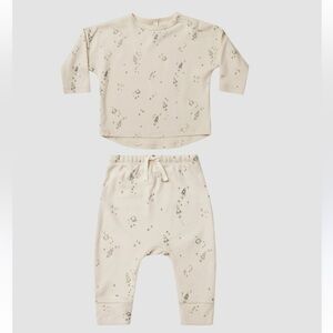 Quincy Mae Tee & Drawstring Pants Set